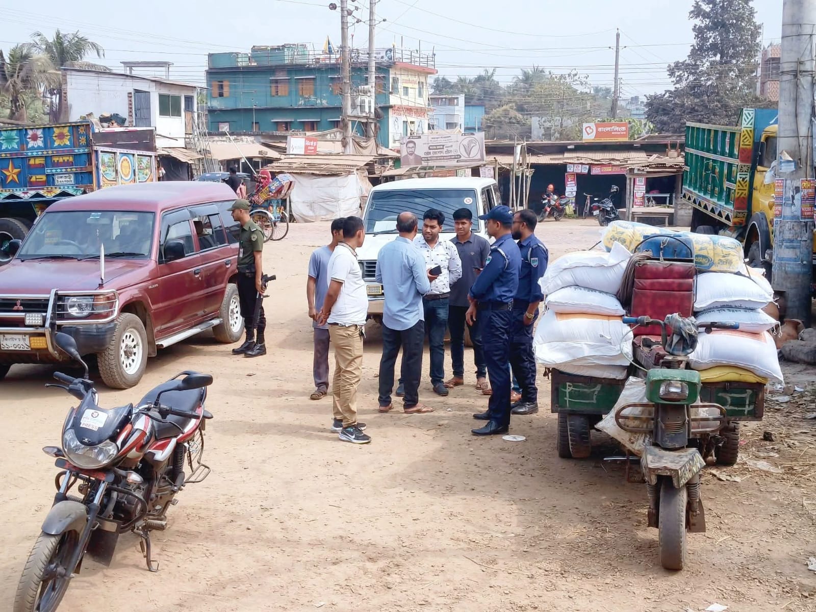 ২০ বস্তু সার জব্দ