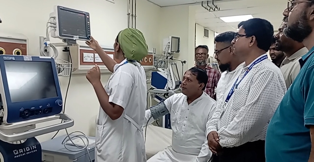 গোপালগঞ্জে আইসিইউ উদ্বোধন, স্টার্টআপ প্রদর্শনী