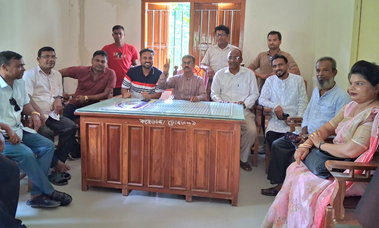 হাইকোর্টে রিটের পর কালিকাপুর ইউপির প্যানেল চেয়ারম্যানের পদ ফিরে পেলেন আব্দুর রাজ্জাক