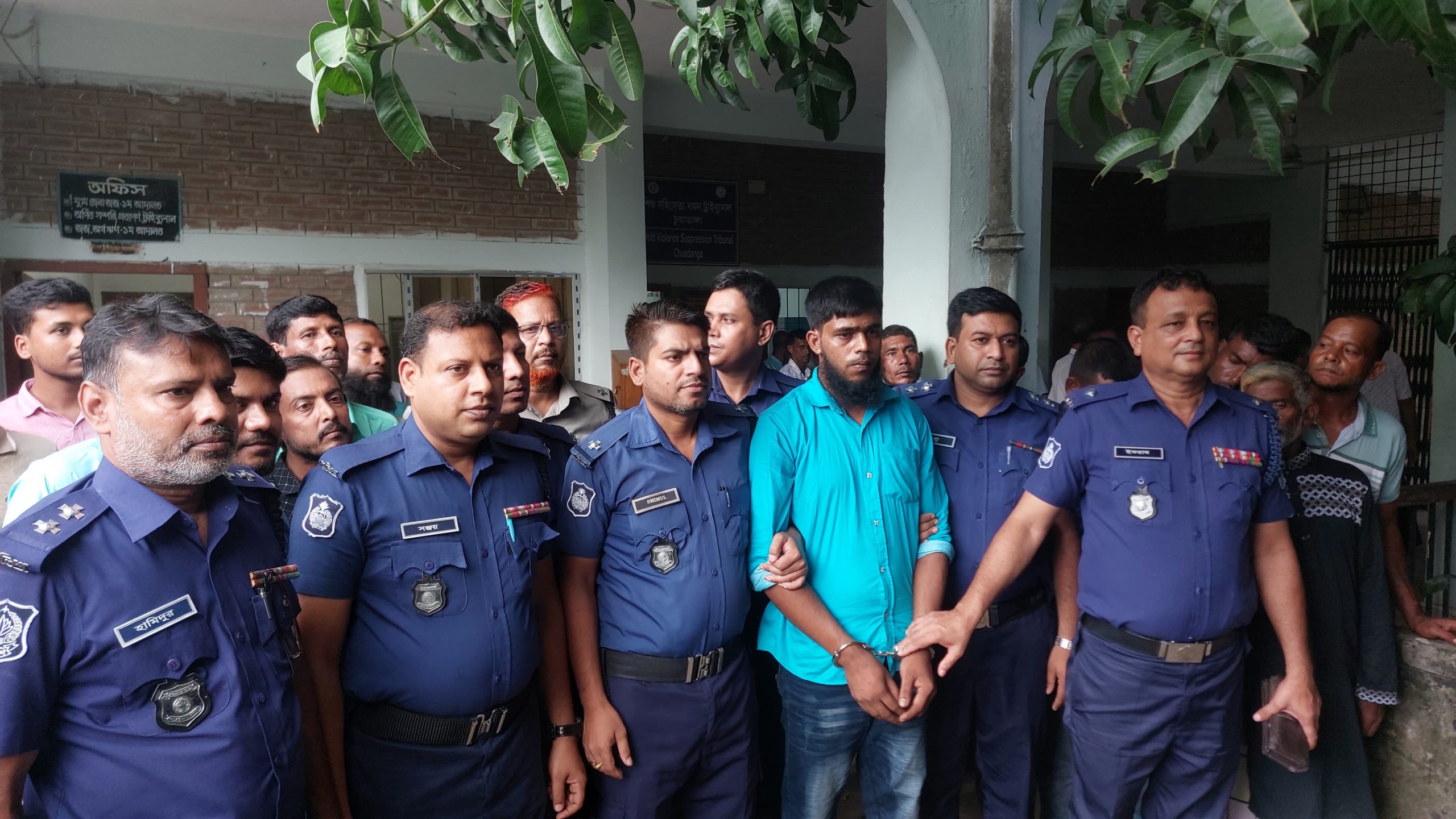 চুয়াডাঙ্গার জীবননগরে তৃতীয় শ্রেণির ছাত্রী ধর্ষণ ও হত্যা মামলায় একজনের মৃত্যুদণ্ড