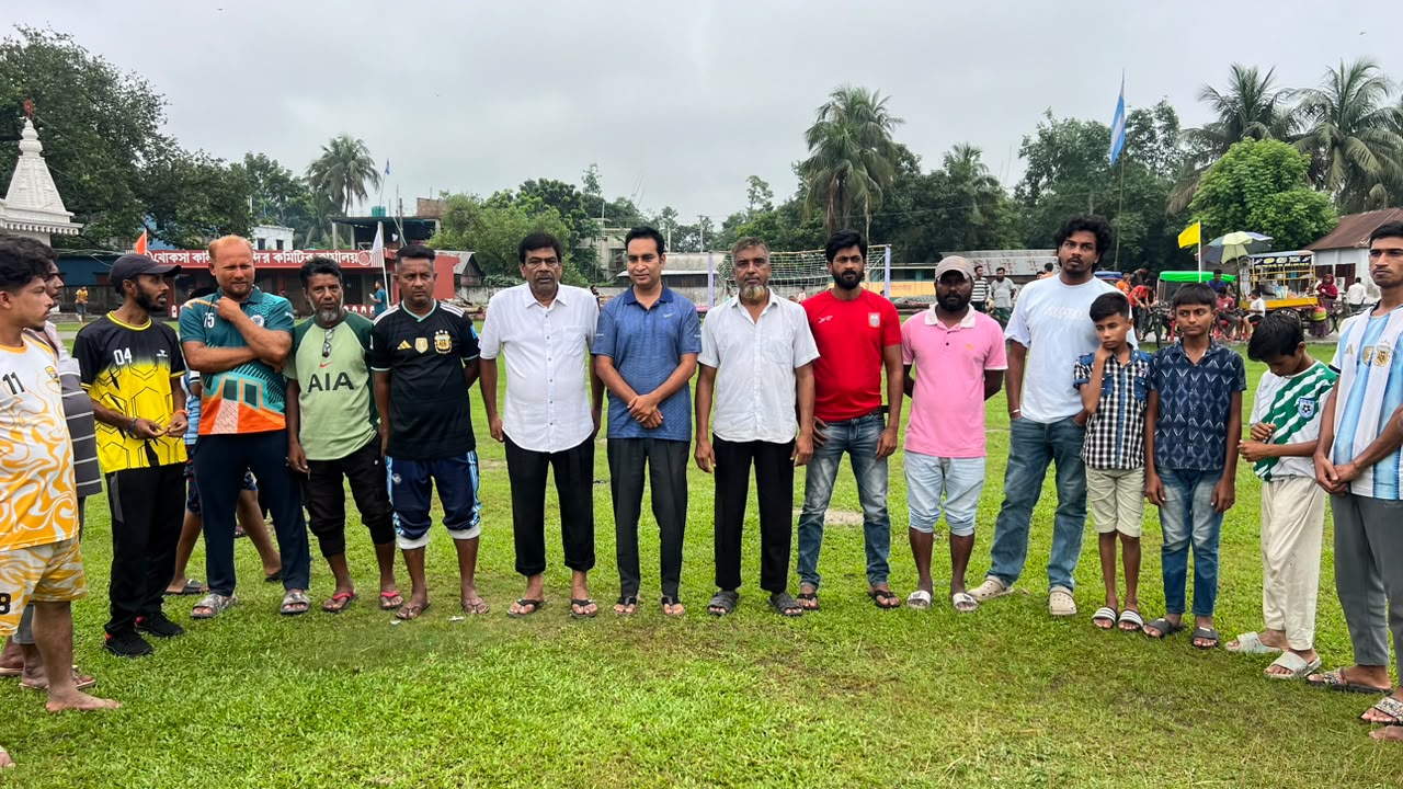 খোকসায় মাদকবিরোধী ফুটবল টুর্নামেন্টের শুভ উদ্বোধন