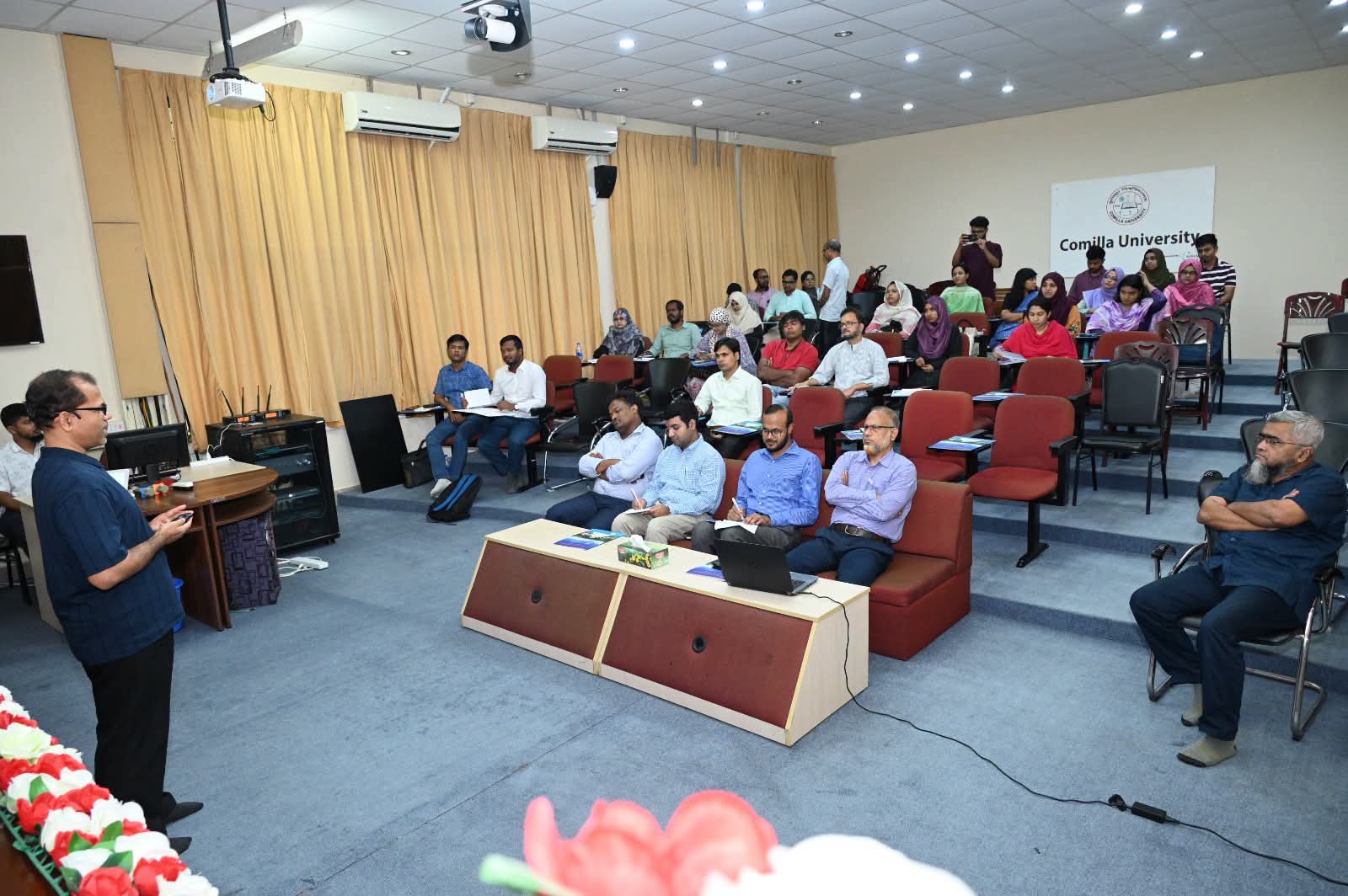 কুবিতে মানসম্মত শিক্ষা ও গবেষণা বিষয়ক সেমিনার